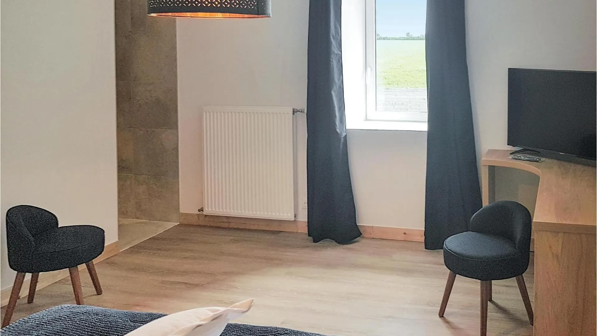 Gorgeous Home In Guisseny With Kitchen Holiday home