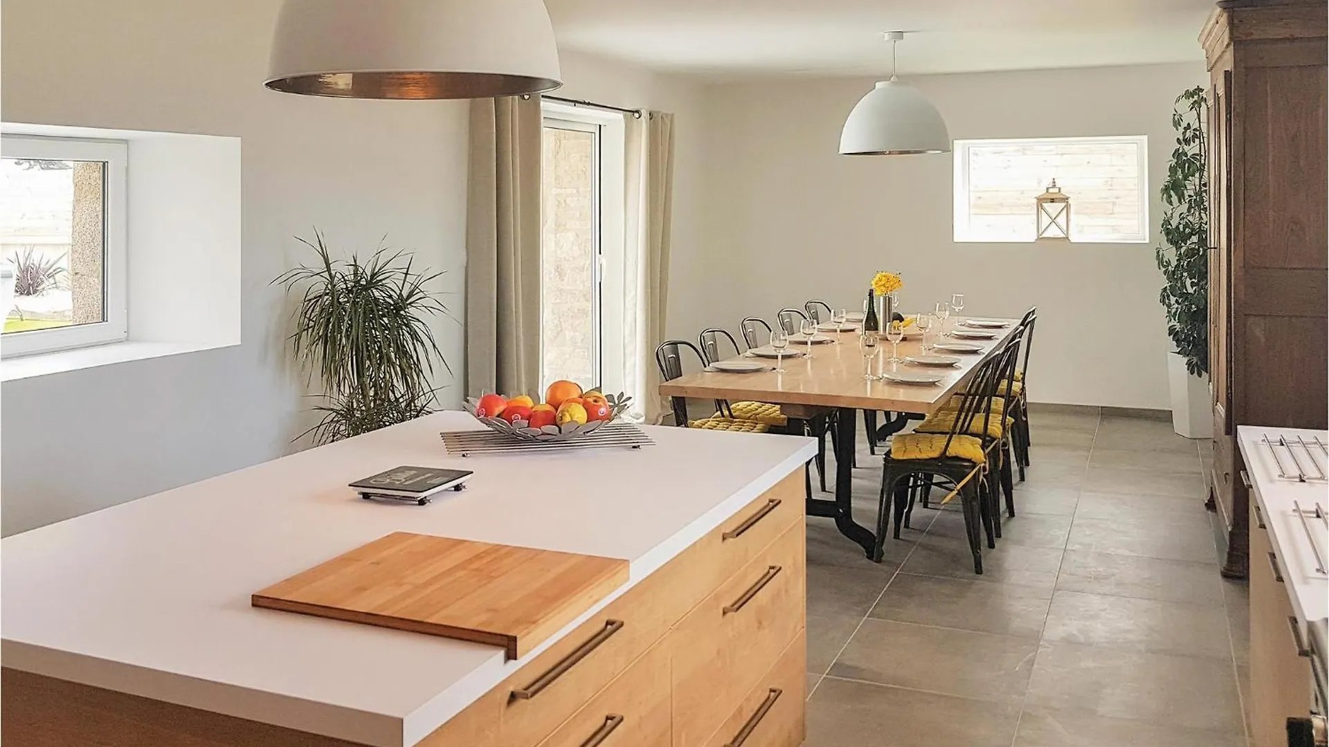Gorgeous Home In Guisseny With Kitchen
