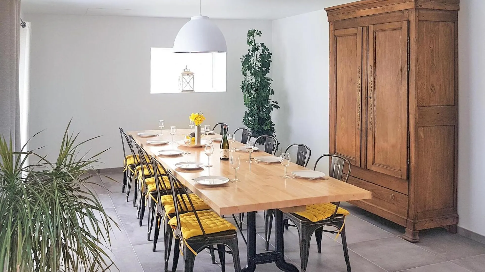 Gorgeous Home In Guisseny With Kitchen Holiday home