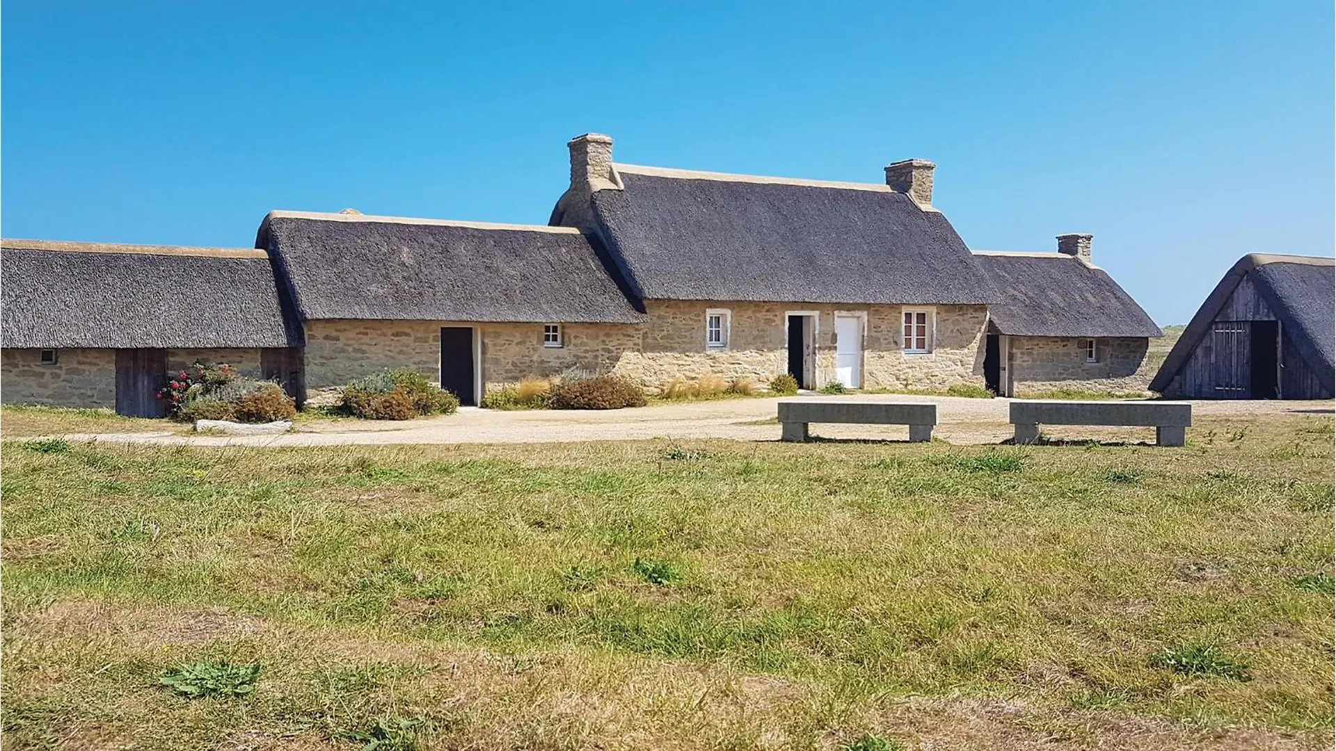 Gorgeous Home In Guisseny With Kitchen 0*,  France