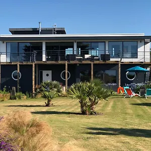  Villa La Maison Bateau
